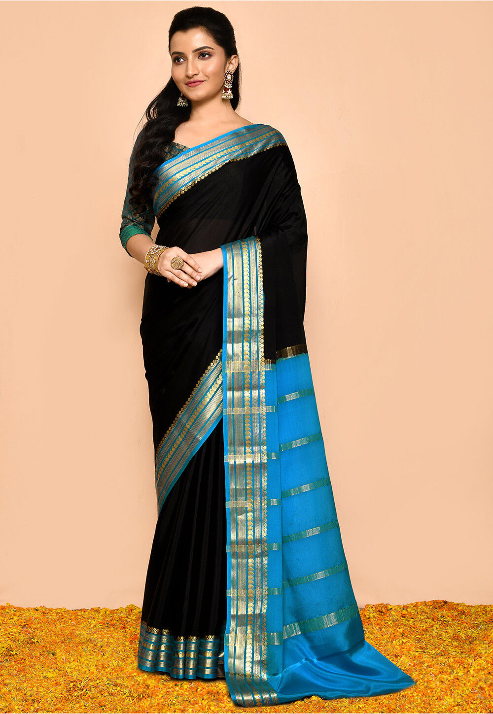 GoSriKi Black & Grey Art Silk Colourblocked Mysore Silk Saree – Wholesale  Price App