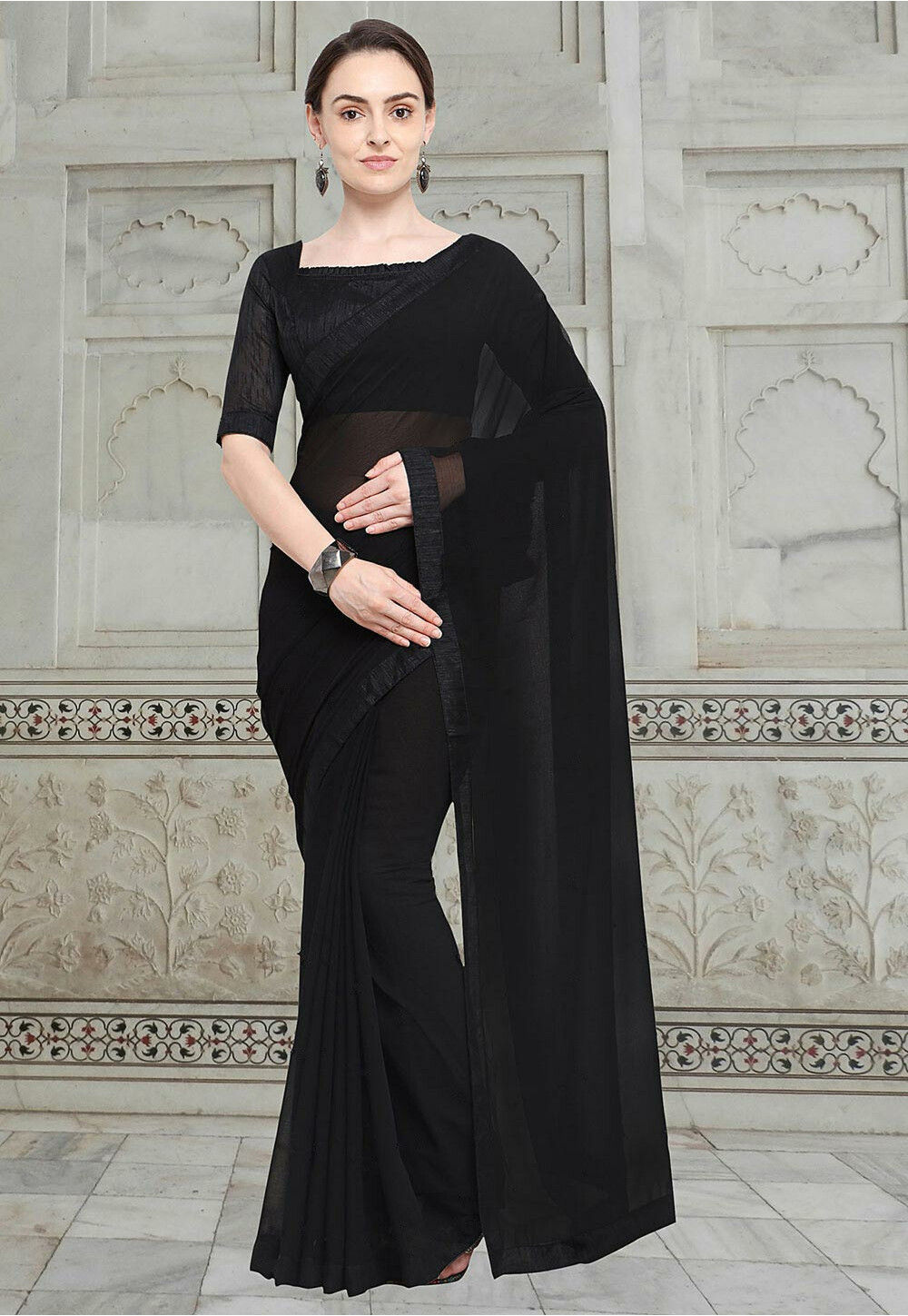 Night Black Sarees in Mild & Plain Designs for Wedding Parties-sgquangbinhtourist.com.vn
