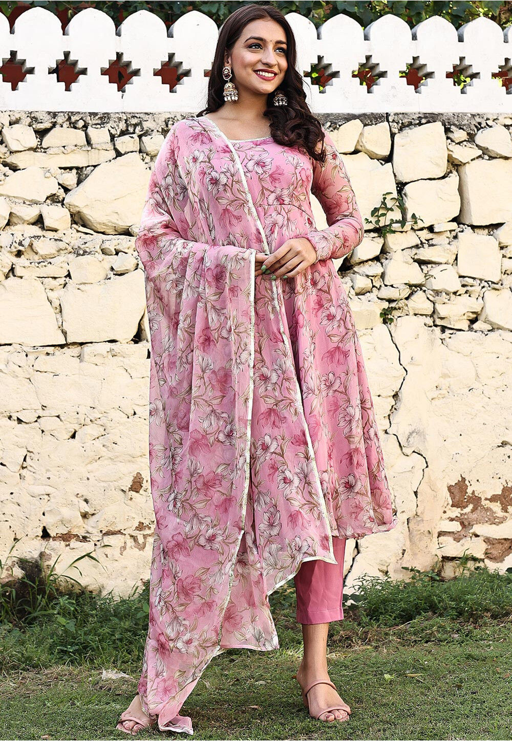 Printed Chiffon Pakistani Suit in Pink : KKZ19
