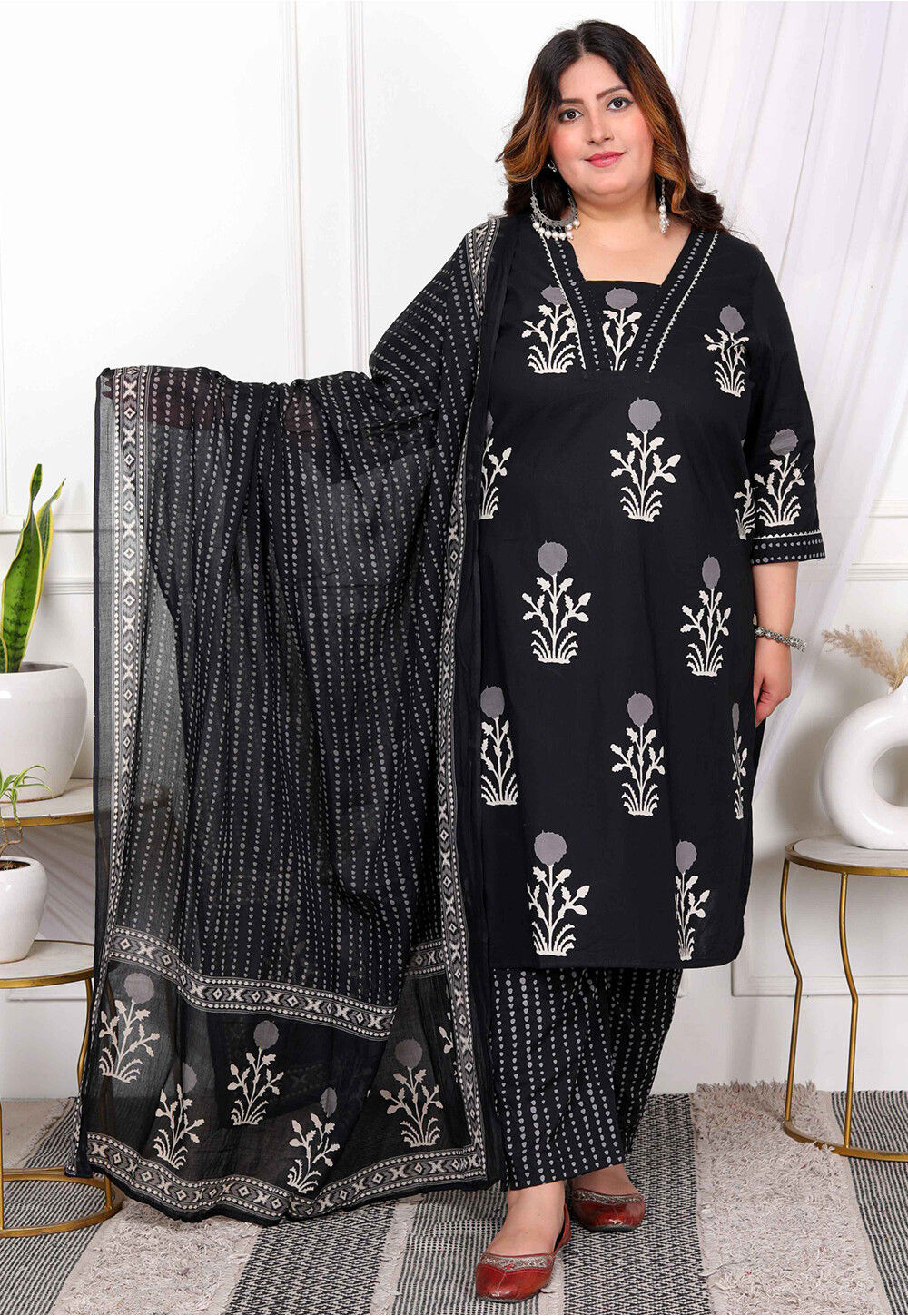 Printed Pakistani Style Suit 3 Piece Cotton