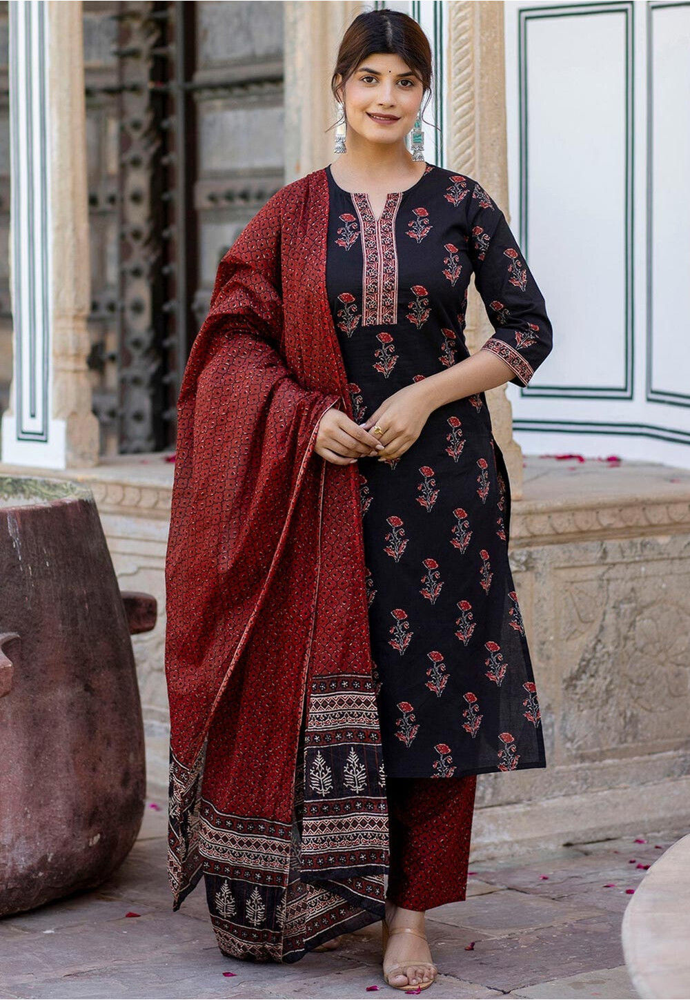 Printed Pure Cotton Pakistani Suit in Black Pink Salwar Kameez