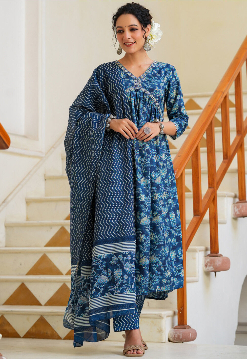 Shafnufab Butterfly Net Embroidery Pakistani Suit In Sky Blue Colour –  Shafnu Fab