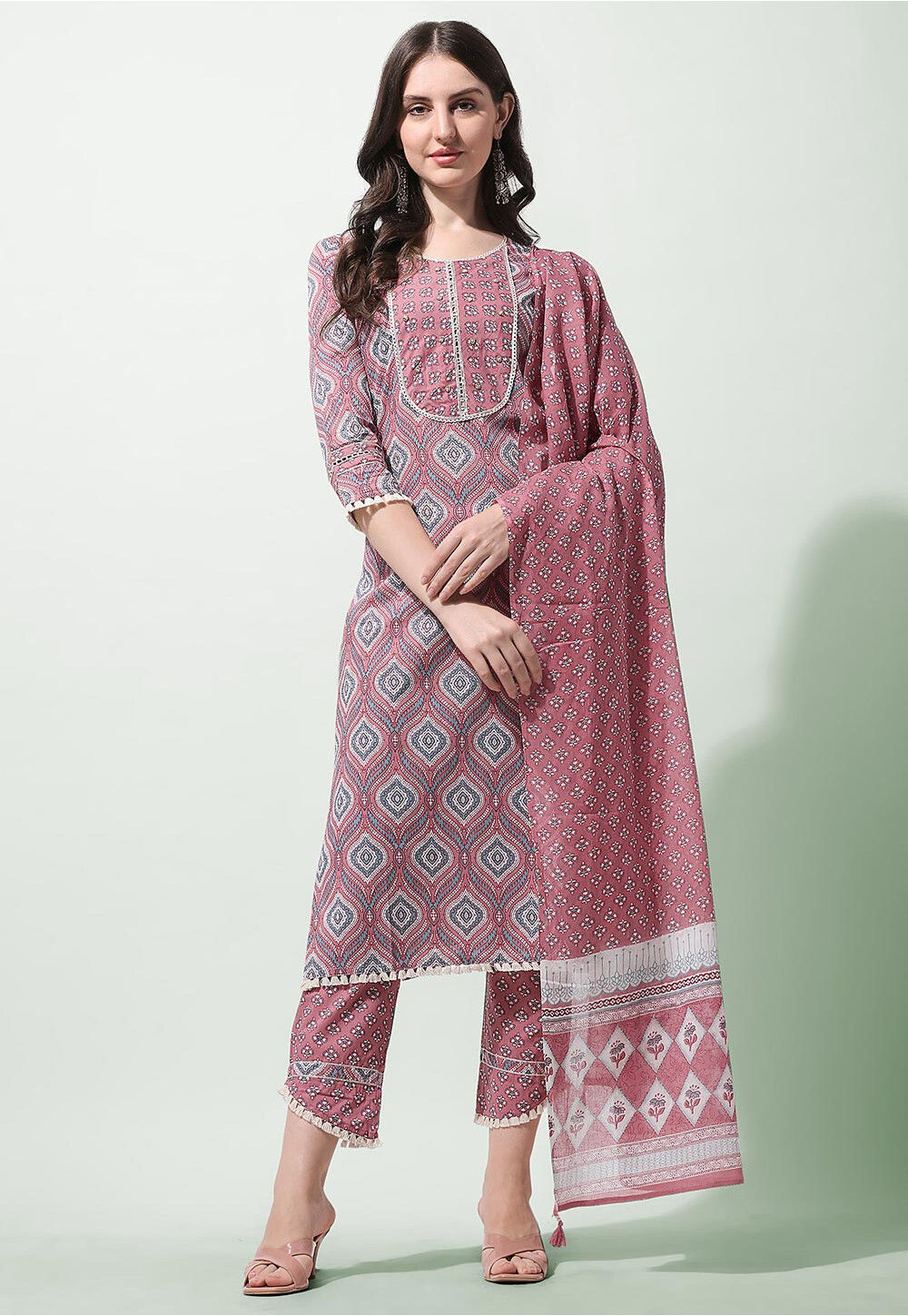 Sanganeri Printed Cotton Pakistani Suit in Light Pink KVU106