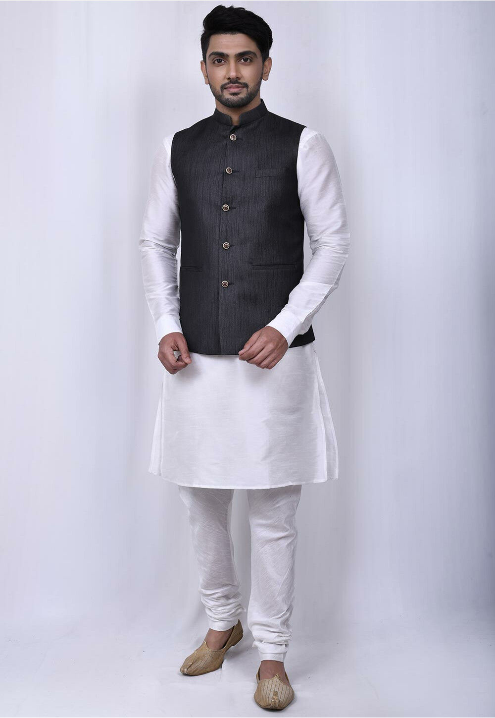 White kurta pajama best sale with black button