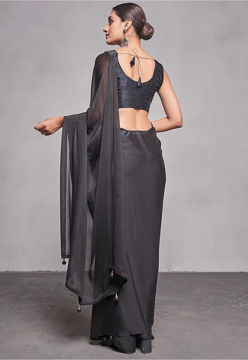 Solid Color Saree Buy Solid Color Satin Silk Saree in Black Online : SPF10221 - Utsav Fashion