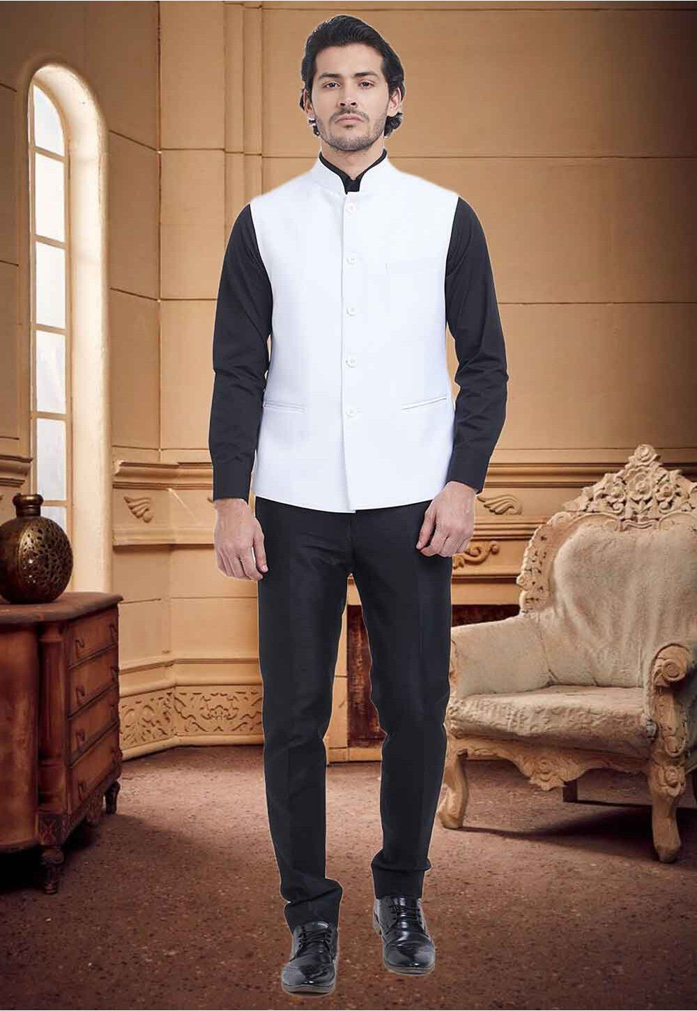 Buy HANGUP Black Solid Cotton Slim Fit Men's Nehru Jacket | Shoppers Stop