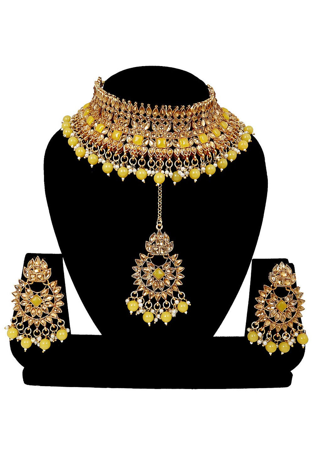 Buy Sukkhi Fashion Gold Plated Red Kundan & Beads Floral Choker Necklace Set  With Earring And Maangtika | Jewellery Set For Women (NS105482) Online at  Best Prices in India - JioMart.