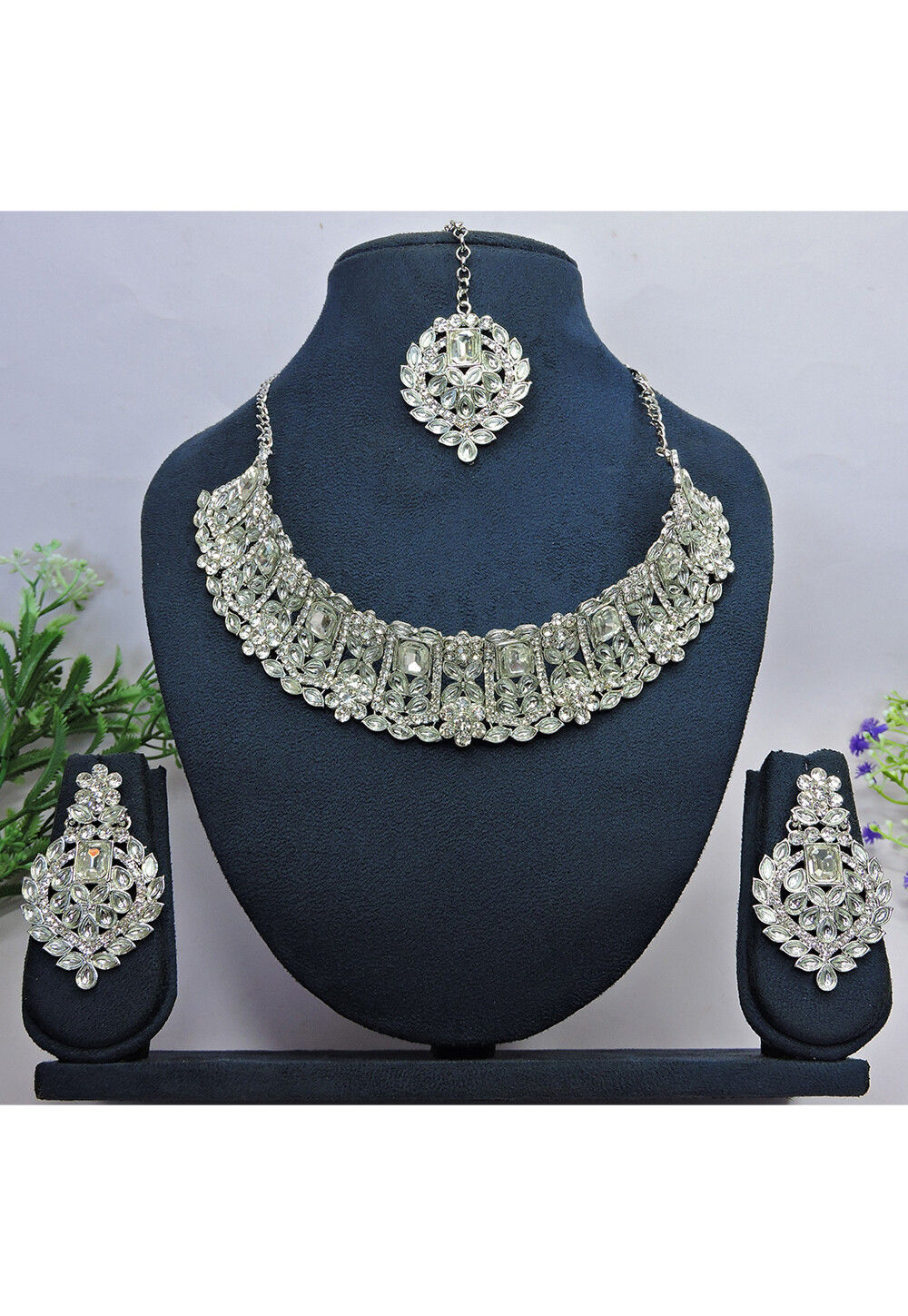 Golden Colour Stone Studded Choker Necklace Set - 6278 main image 1