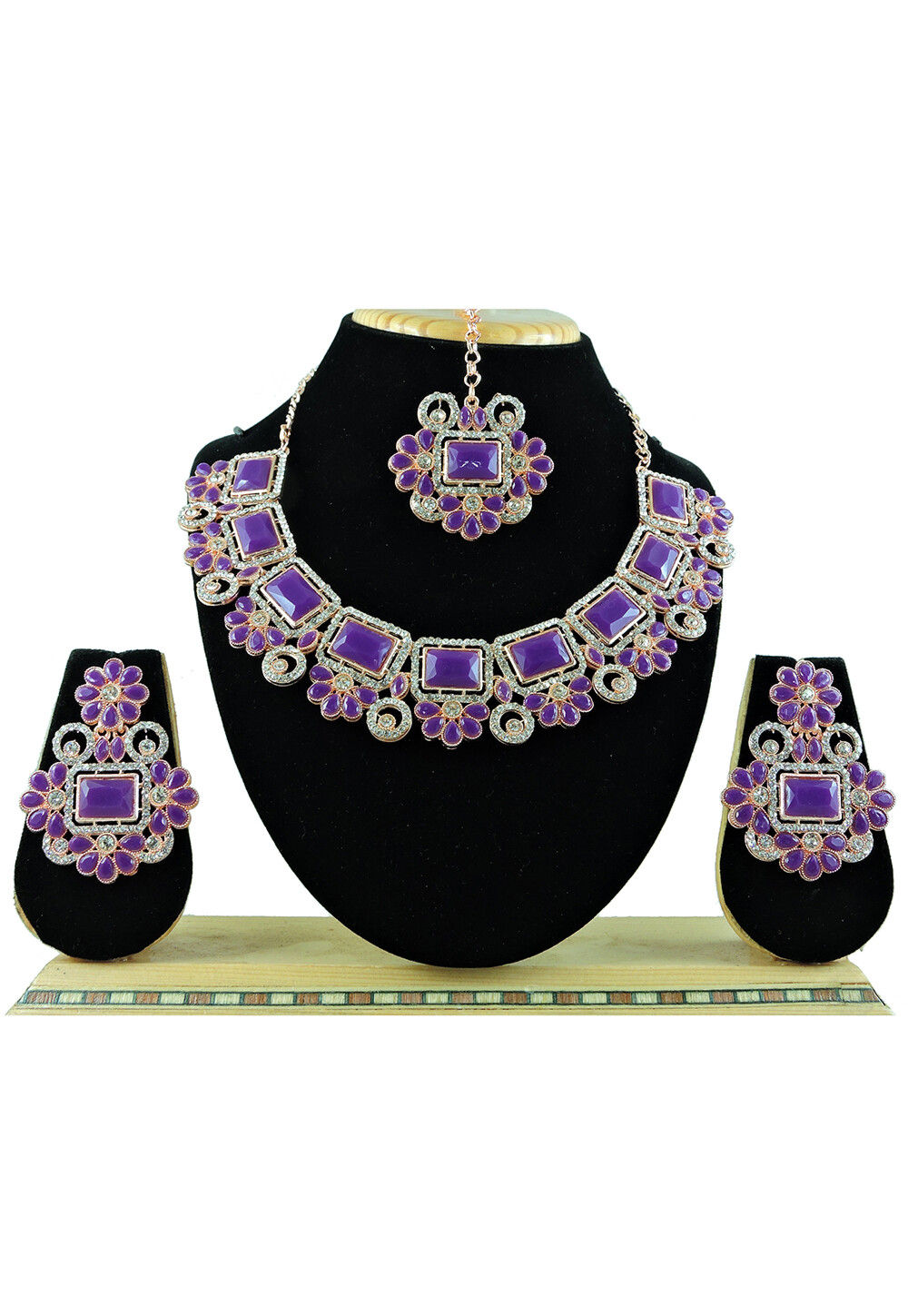 Purple color on sale necklace sets