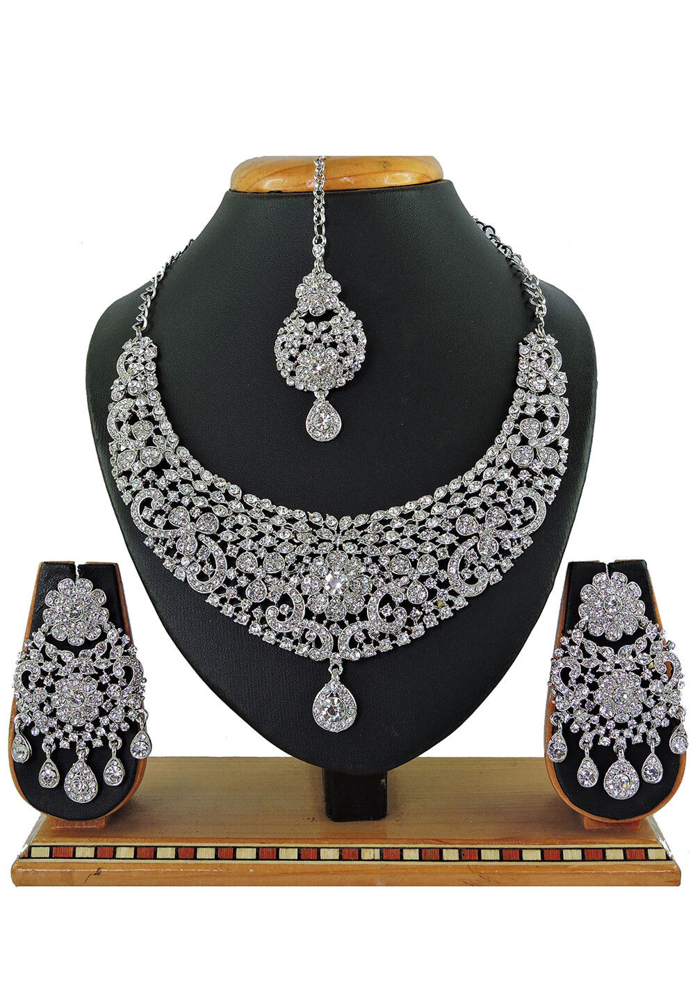 Stone Studded Necklace Set JNV1227