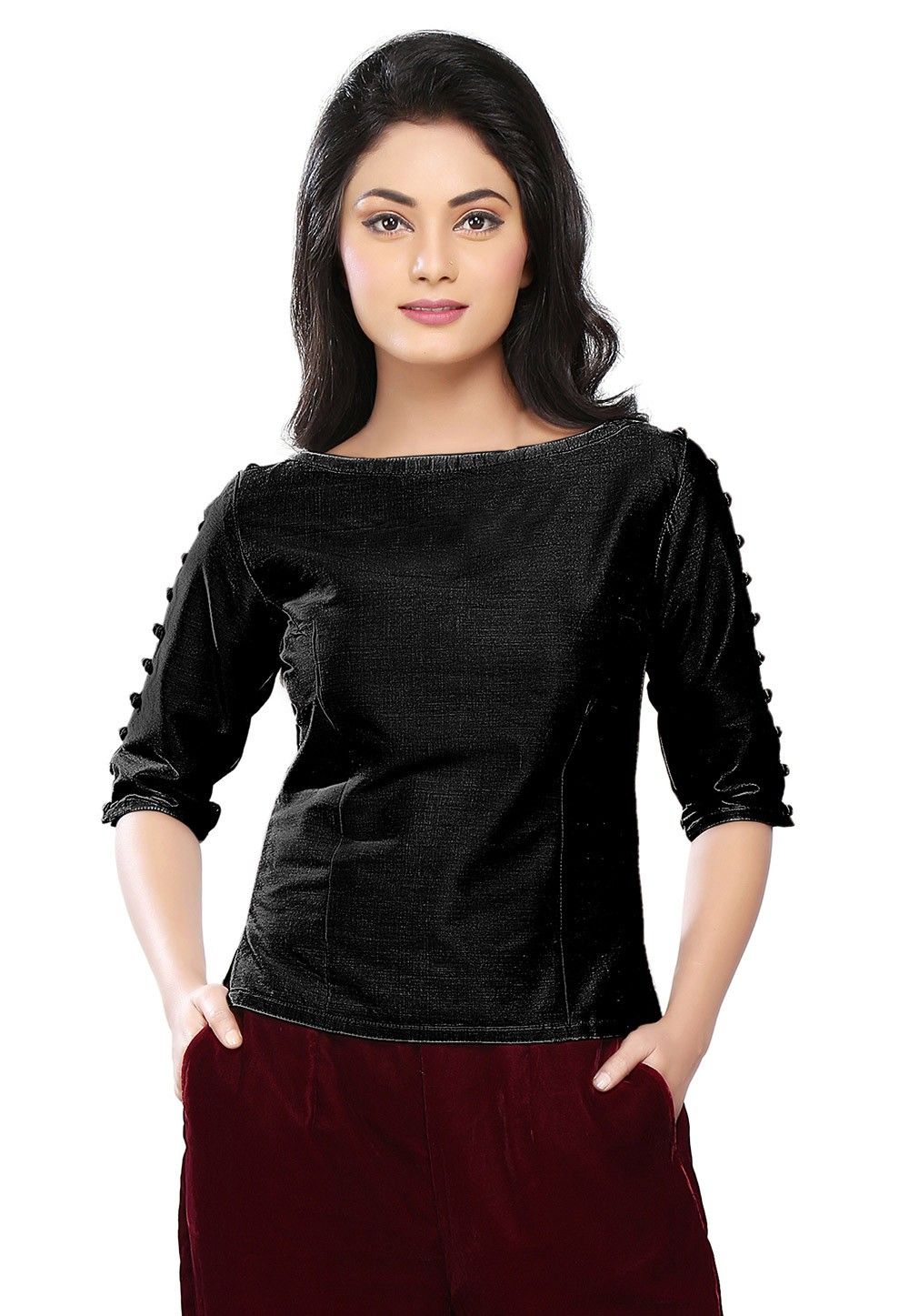 Silk black top Silk is so comfortable to wear, you'll need a top for every situation. Shop our selection of camisoles, sleeveless, short sleeve, 3/4 sleeve and long sleeve tops. Discover silk's benefits when worn next to .