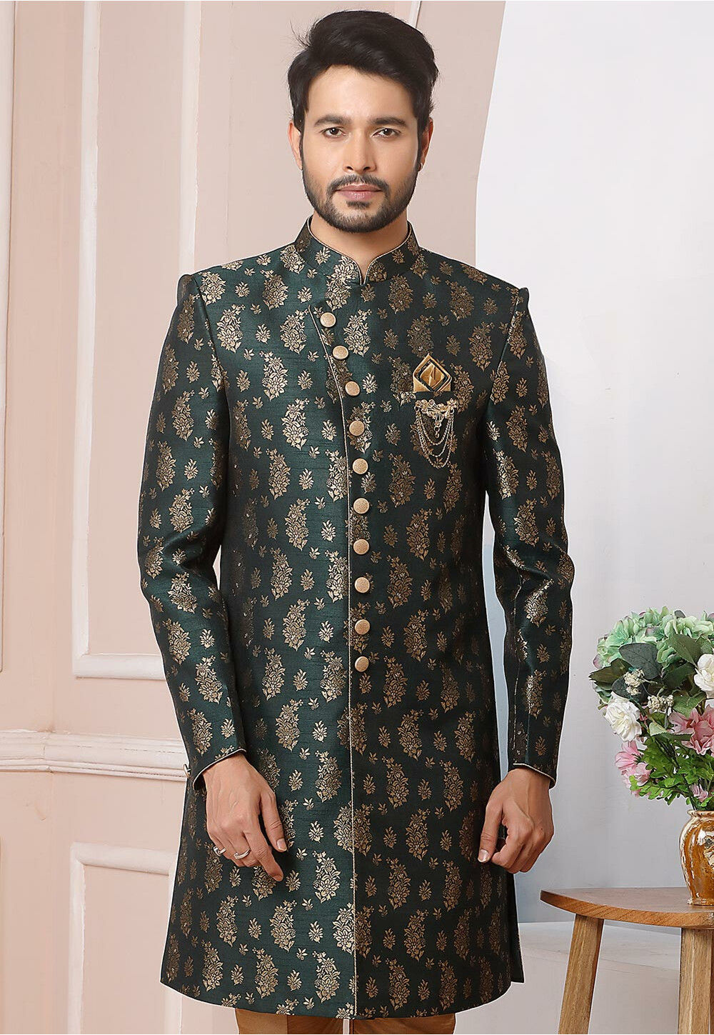 sherwani chappal