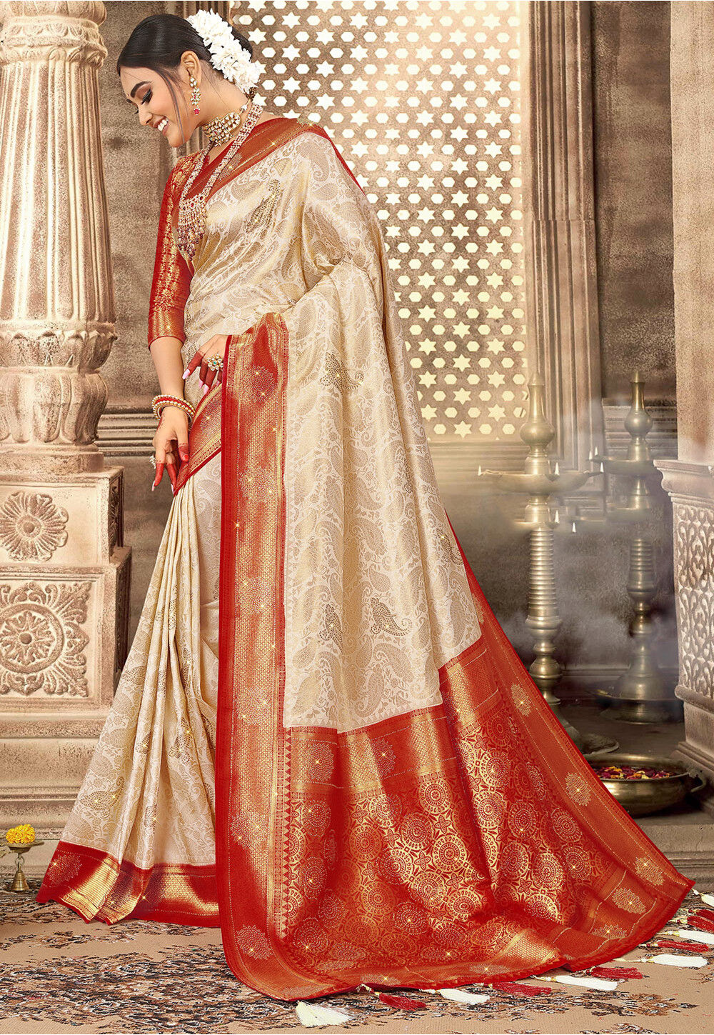 Woven Art Silk Saree in Cream
