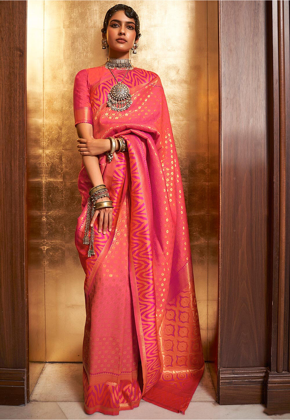Peach Pink Art Silk Saree Sari fabric India Golden Border