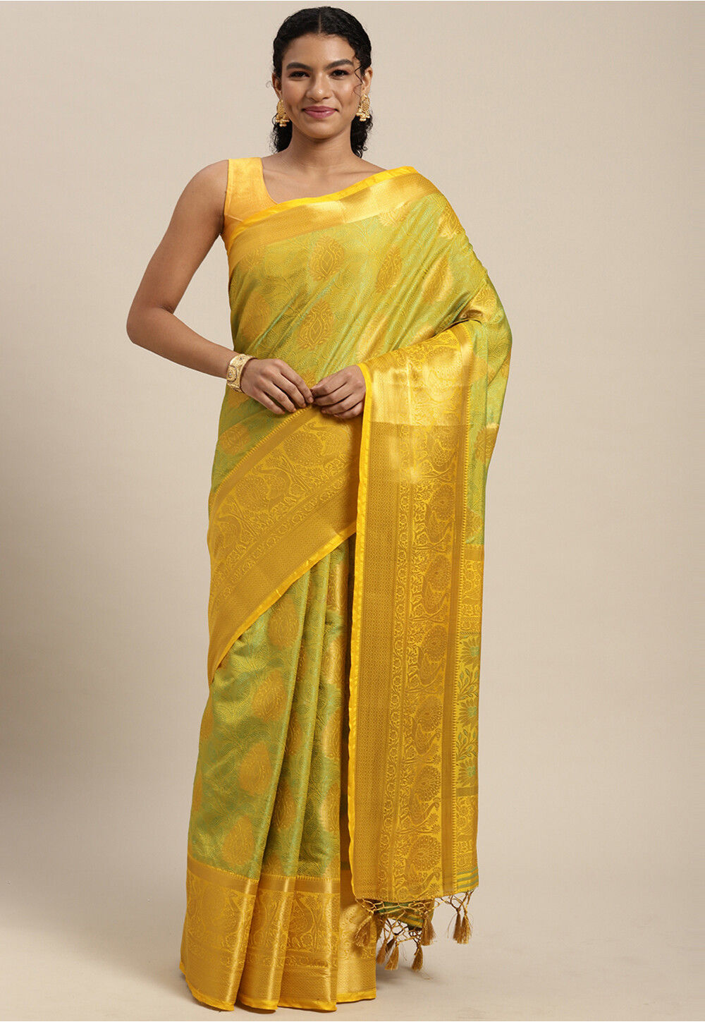 Woven Bangalore Silk Saree in Yellow : SNGA4691