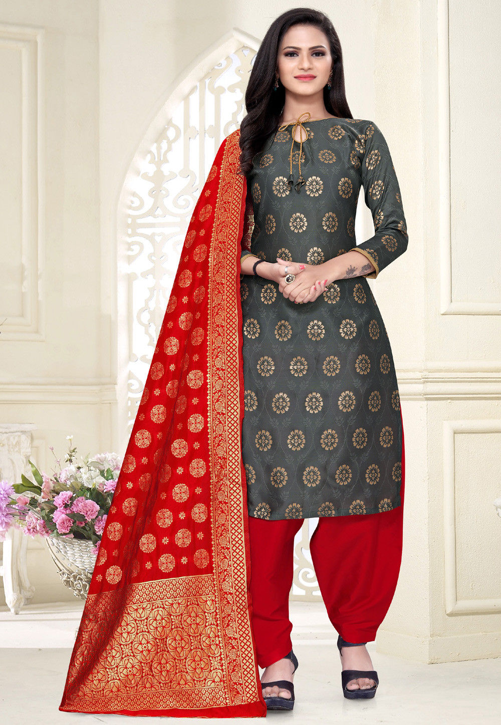 Woven Cotton Silk Punjabi Suit in Grey : KBNQ1888