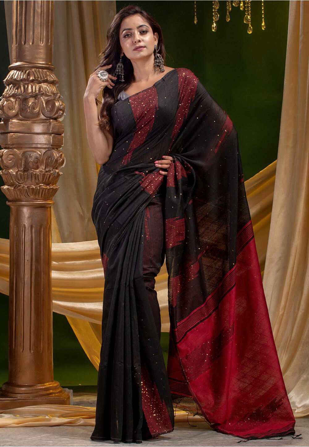 Banarasee/Banarasi Cotton Silk Red Booti Sari-Black