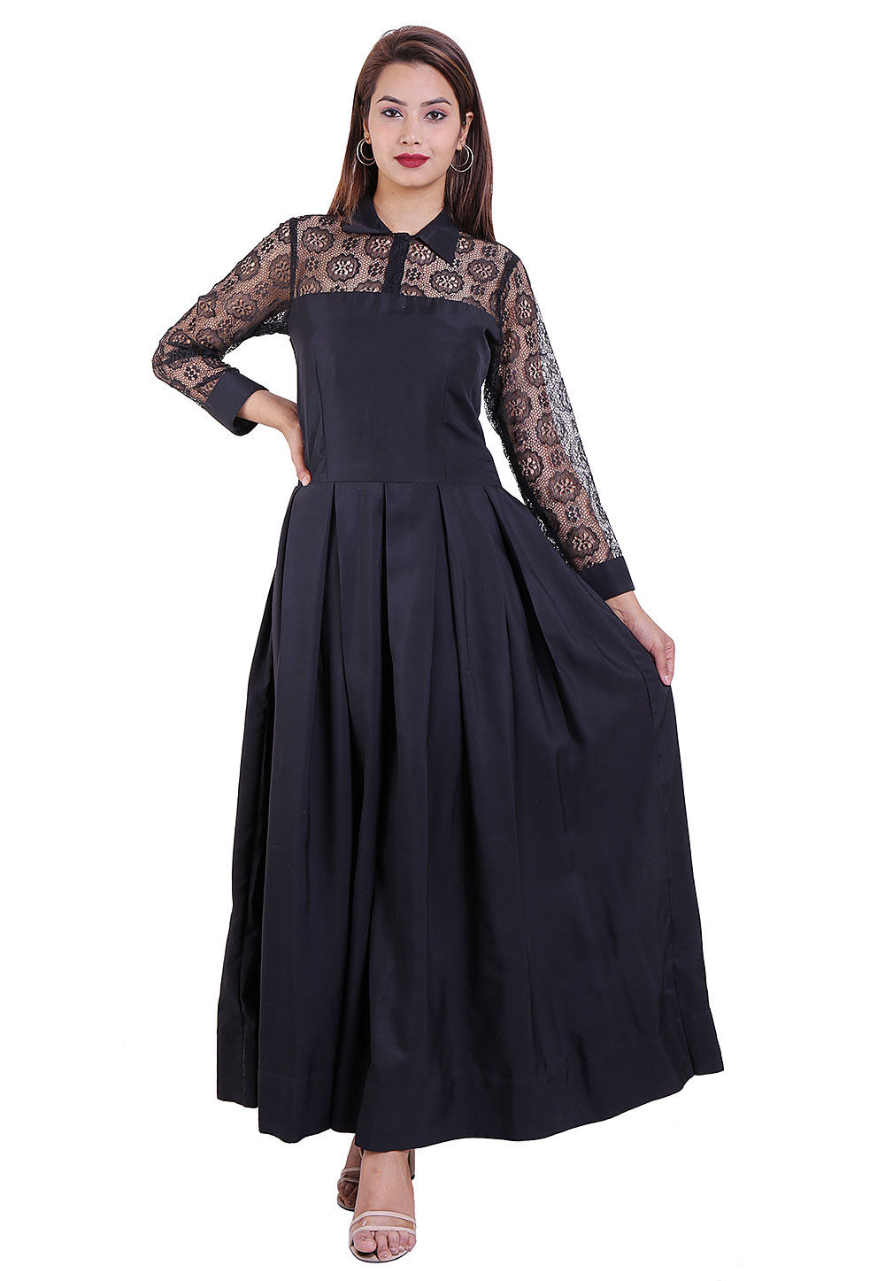 Woven Crepe Pleated Dress in Black ...