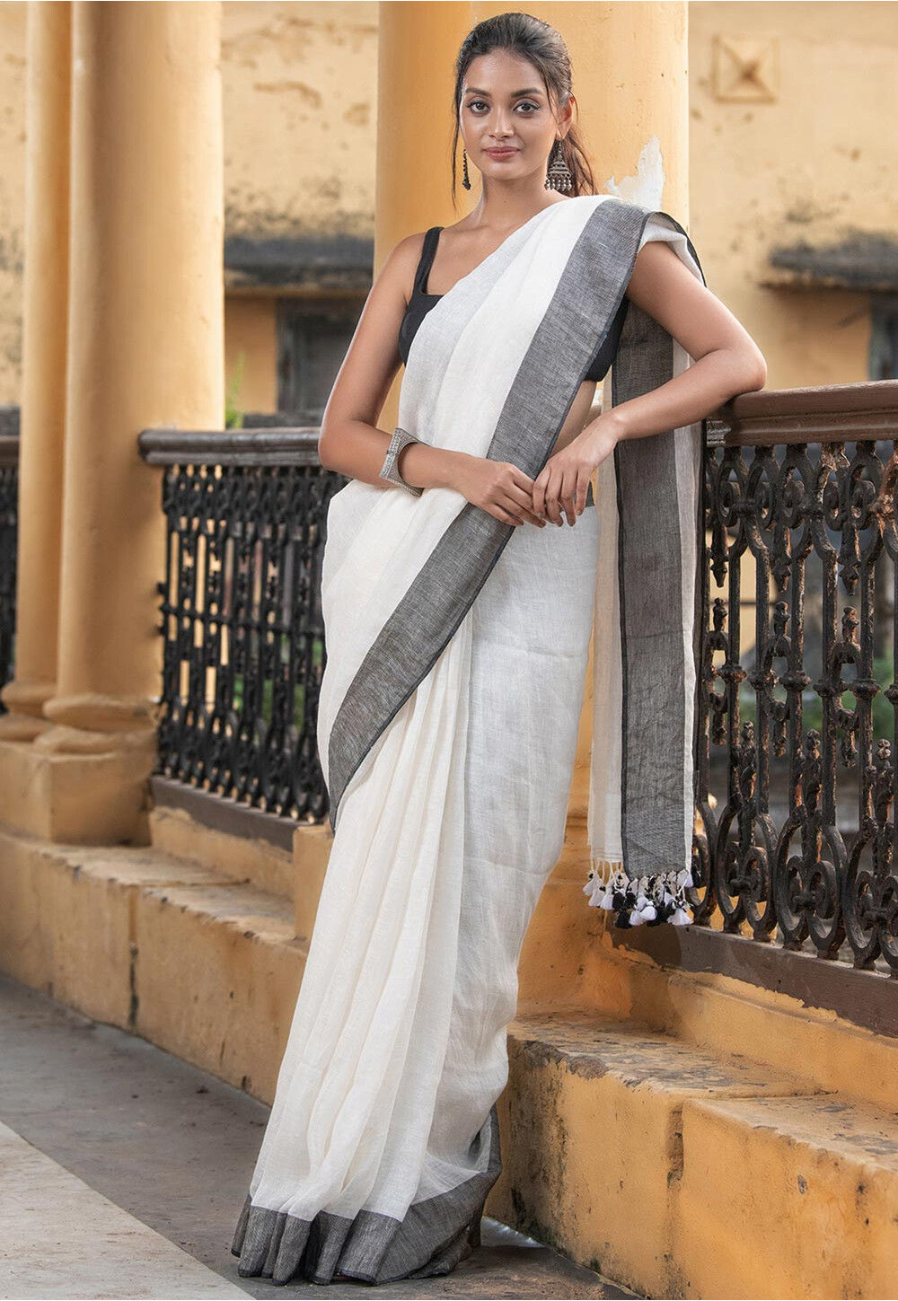 Buy White Linen Tissue Saree,pure Linen 100 Count Organic Handwoven Saree  With Black Border,saree With Blouse,indian Saree,bhagalpur Linen Saree  Online in India - Etsy