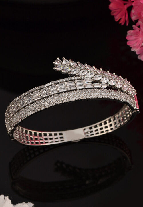American Diamonds Studded Openable Bracelet