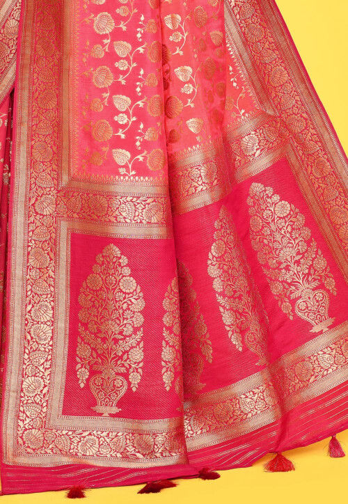 Banarasi Saree in Fuchsia