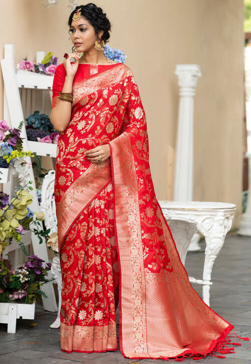 Red banarasi saree for wedding on sale