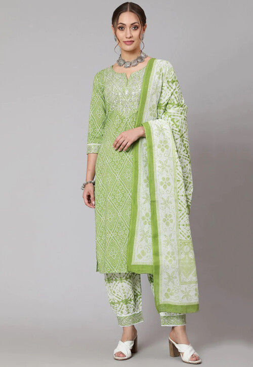 Punjabi Suit Light Green Georgette Unstitched Suits, Dry clean at Rs 2950  in Ludhiana