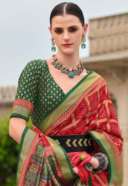 Bandhej Printed Viscose Silk Saree in Red
