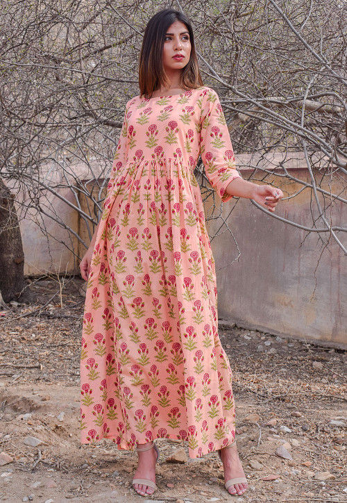 Hand sales printed dress
