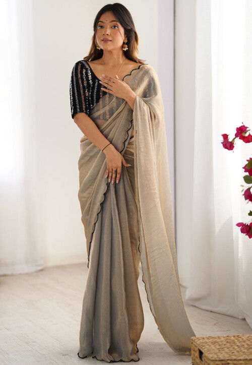 Contrast Trim Chiffon Scalloped Saree in Grey