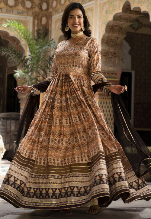 Utsav fashion deals abaya style
