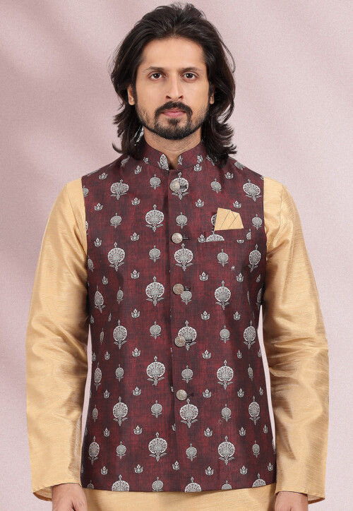 Buy online Red Silk Nehru Jacket from Jackets for Men by Rg Designers for  ₹1299 at 73% off | 2024 Limeroad.com