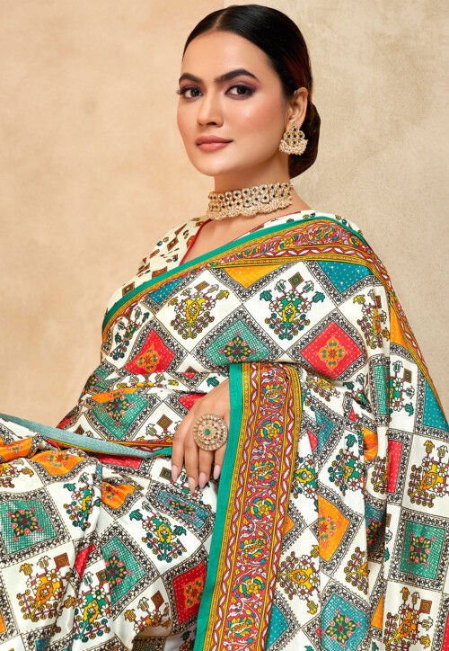 Digital Printed Crepe Saree in Multicolor