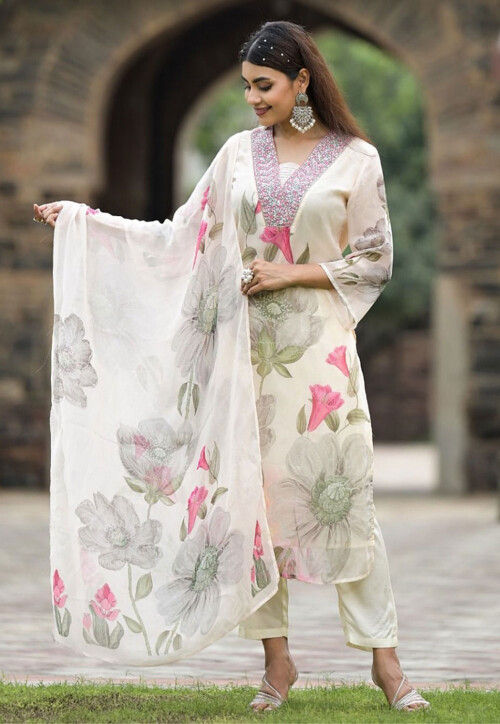 Digital Printed Georgette Pakistani suit in Cream