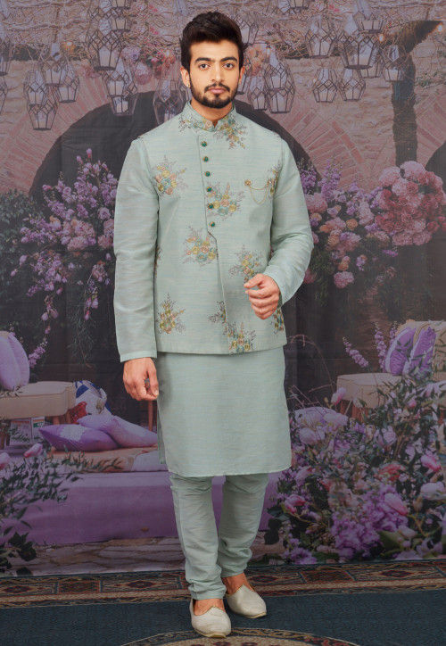 Virat Kohli: My personal favorite look is the Royal Blue Kurta Jacket for  Diwali