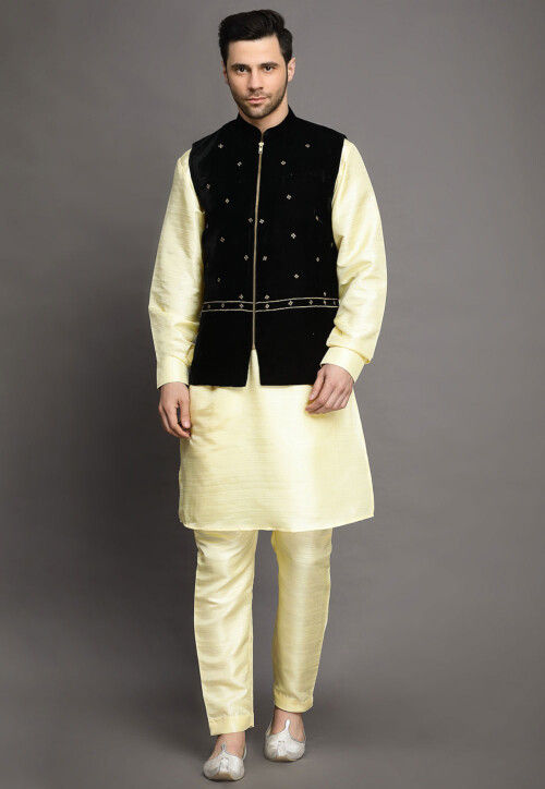 VASTRAMAY Men's Black Silk Blend Ethnic Jacket, Yellow Kurta and Pyjam –  vastramay
