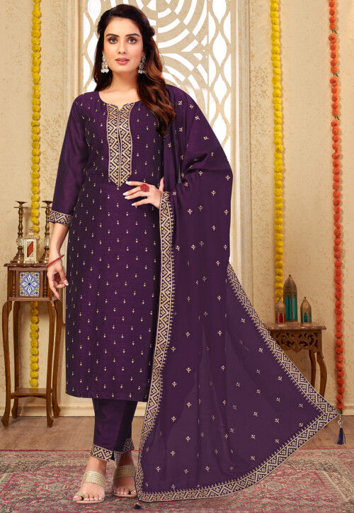 Embroidered Georgette Pakistani Suit in Purple : KTX134