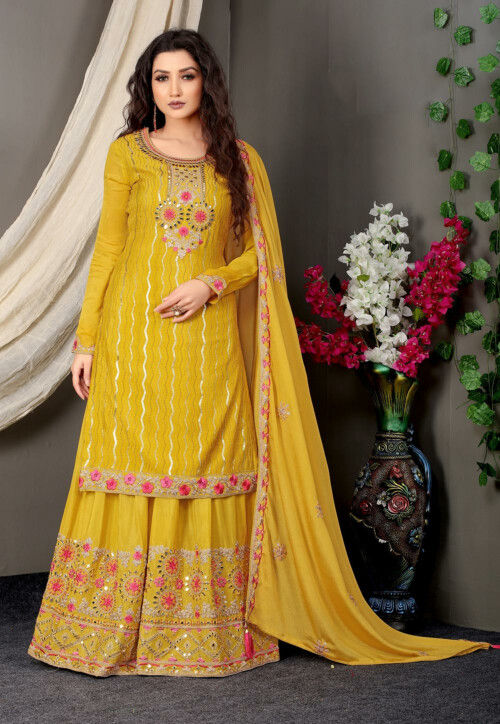 Embroidered Chiffon Pakistani Suit in Yellow : KCH8262