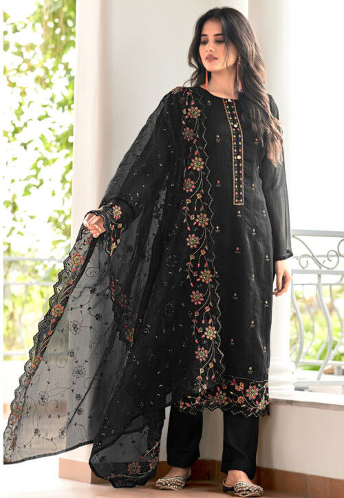 Embroidered Chiffon Scalloped Pakistani Suit in Black