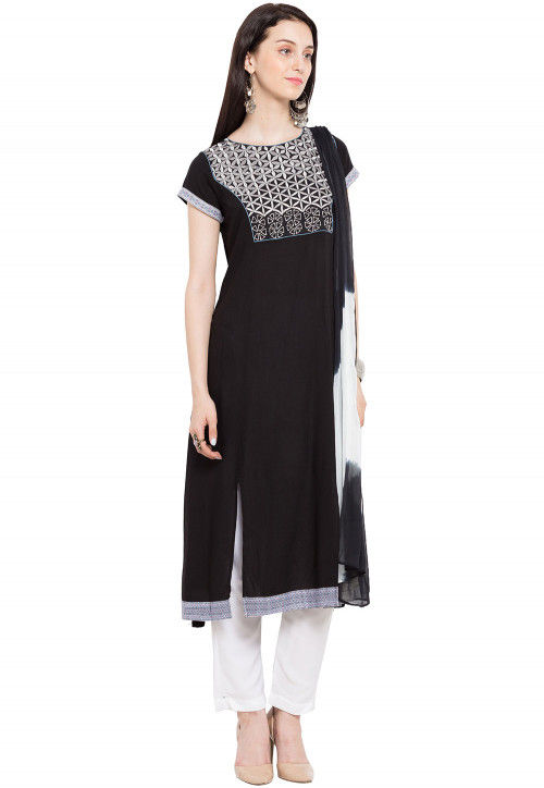 Embroidered Crepe Pakistani Suit in Black : KNF775