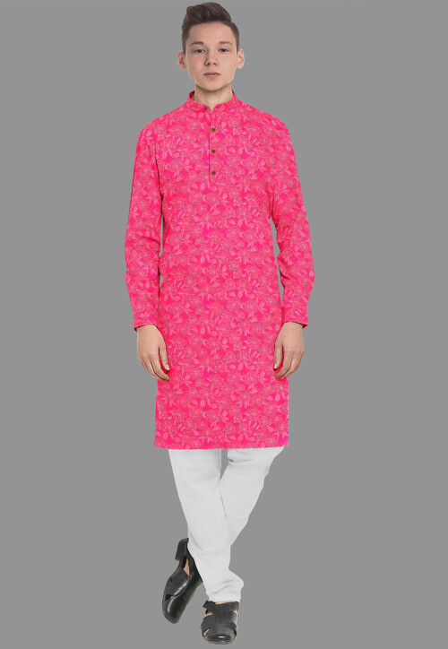 Embroidered Georgette Kurta Set in Fuchsia