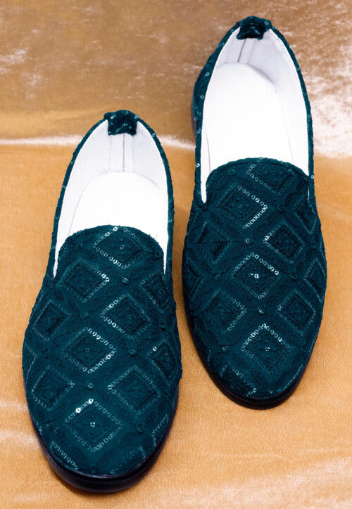 Embroidered Georgette Mojari in Teal Blue