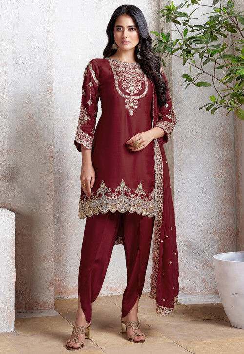 Embroidered Georgette Scalloped Punjabi Suit in Maroon