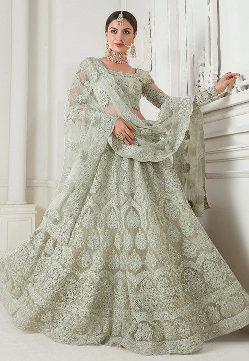 Capture the Exuberance of Womanhood and Bring Out You Femininity in a Green  Lehenga Choli. 10 Stunning Lehengas in Green Colour (2019)