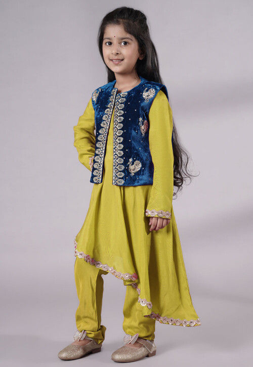 Embroidered Shantoon Asymmetric Kurta Set in Green and Blue