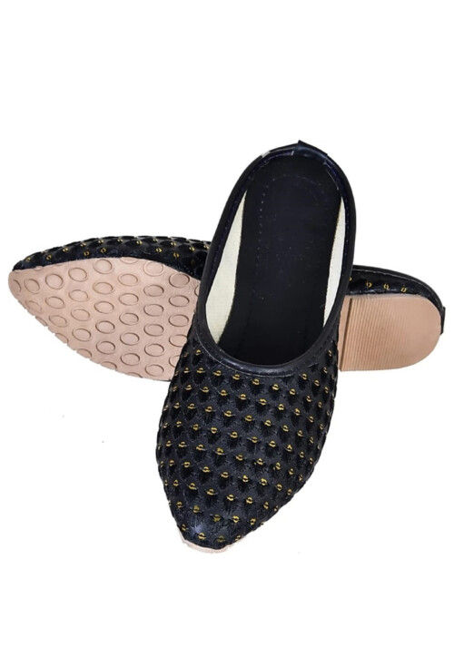 Embroidered Synthetic Women Jutti in Black