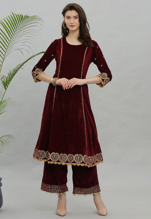 Plum-Kalidaar-Silk-Velvet-Kurta Set-3 | Velvet dress designs, Velvet kurta,  Velvet fashion