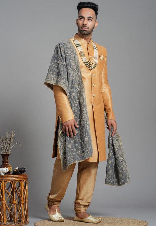 Embroidered Velvet Men Dupatta in Grey