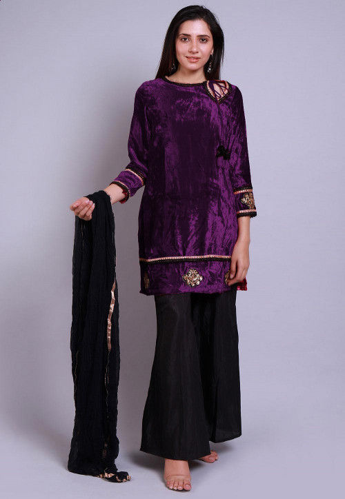 Embroidered Velvet Pakistani Suit in Purple : KUX967