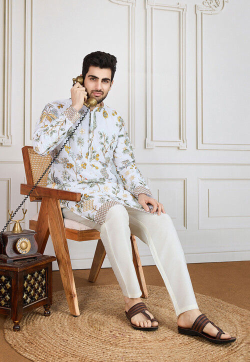 Embroidered Viscose Georgette Kurta in Off White